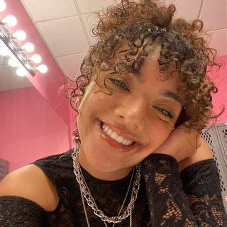 Zada Marquez - omgzada