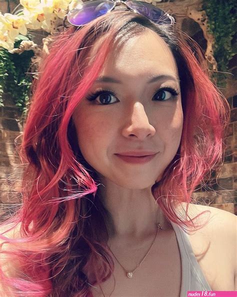 Asian Asianhotwife leaks OF