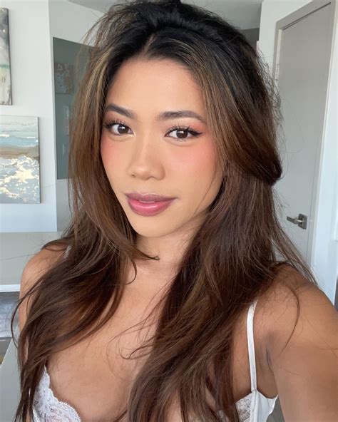 Asian Marichelle leaks OF