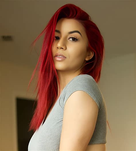 Roxie Sinner (Roxie $inner) (roxiesinner - theroxiesinner)