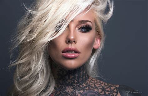 💛VERY BEAUTIFUL BLONDE GIRL WITH TATOOS | PICS & VIDEOS💛