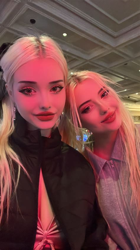 ⚡burch-twin-lauren-burch⚡