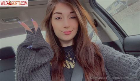 🔥Herbivorewh0revip 4.2 GB OnlyFans Last Update - Babe🔥