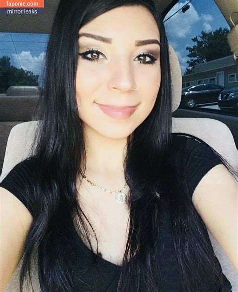 Petite Latina norcalcouple leaks OF
