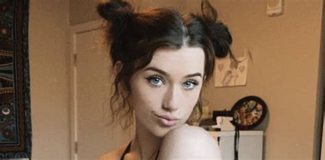 Petite Teen Britni Kitten leaks OF