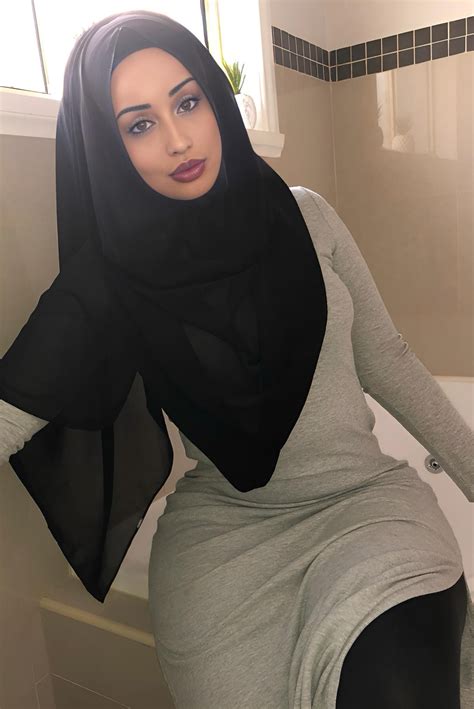 45 in 1 Rare Arab Models Collection 11.07GB - MEGA