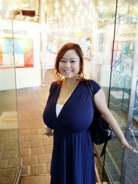 ⭐⚡BIG PETITE JAPANESE MILF⚡⭐