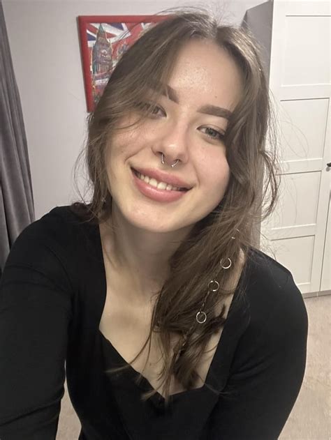 Alittlenekko leaks OF