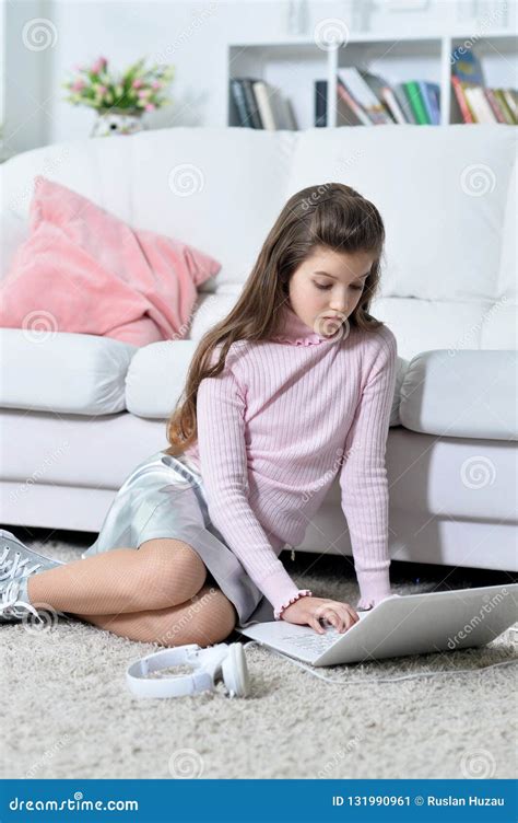 [ MEGA ] PACK OF GORGEOUS TEENS [ STILL WORKING