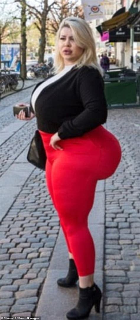 [MEGA] 243 HOT BLONDE WITH THE BIGGEST ASS