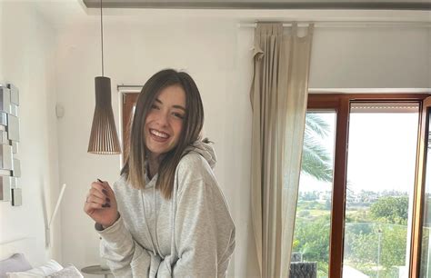Ella Valerius 💕🍒 OF Leaks 278MB