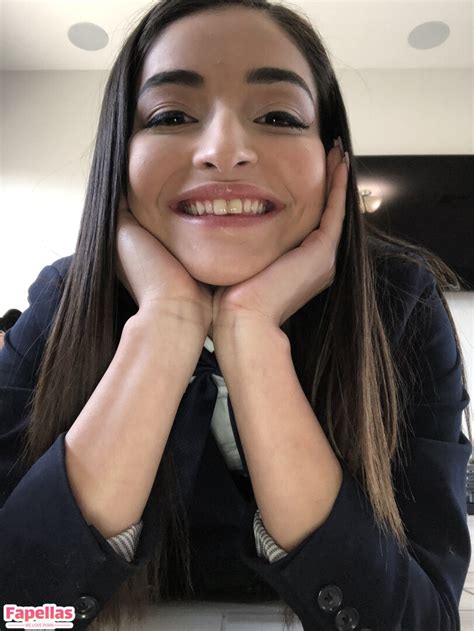 Emilywillisxxx leaks OF