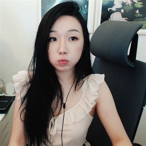 Lisha Wei (Your Lisha) (leesherwhy) Her New (OF) 8GB Updated Collection