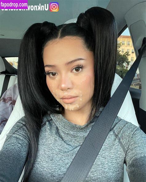 Bella Poarch - OnlyMegaLeaks