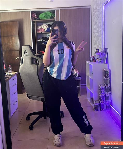 THICC Julieta Allegretti leaks OF
