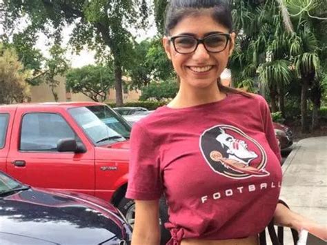 Mia Khalifa - OnlyMegaLeaks