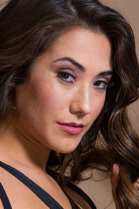 Eva Lovia (evalovia - fallinlovia)