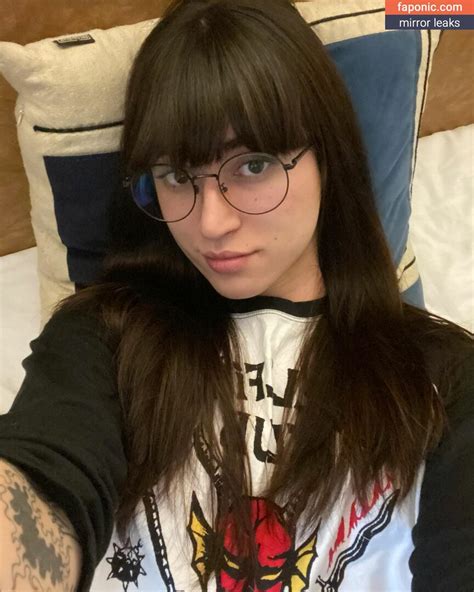 🔥VicTgirl 15.95 GB OnlyFans Full Archive UptoDate + PPVs - TRANS🔥