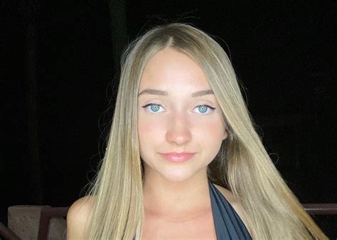 Skylar Mae - OnlyMegaLeaks