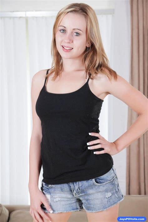 ❤️ 18 YO TEEN GIRLS FIRST TIME DOING PORN ❤️