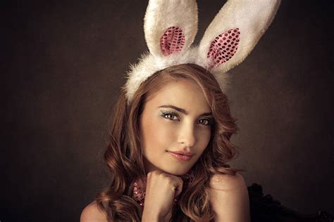 🔥HOT BURNETTE BUNNY GIRL LEAKED🔥