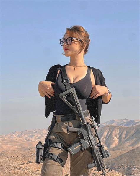 Natalia Fadeev - Gun Waifu - nataliafadeev