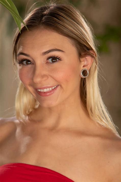 Chloe Temple (Senorita Satan) (senoritasatan - chloe_temple)