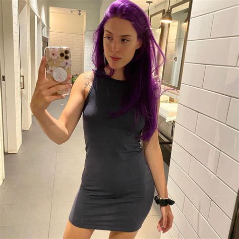 Pandora Skye (pandoraskye - thedesperateone)