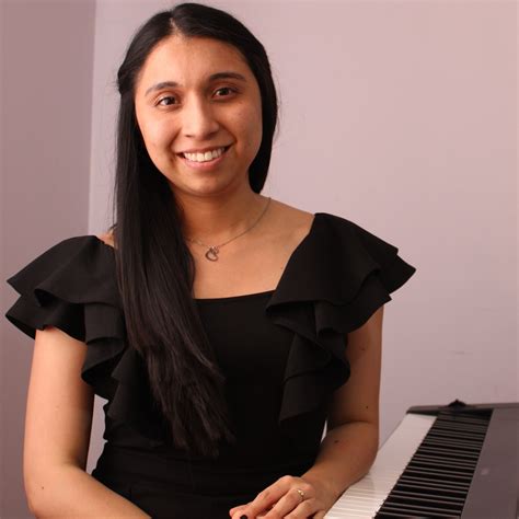 Paula Daniela (Paula Daniela Rojas) (rojasspaula) Her (OF+Ppvs) 35GB Updated Collection