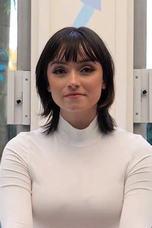Lucy Lawrence (lucylawrence)
