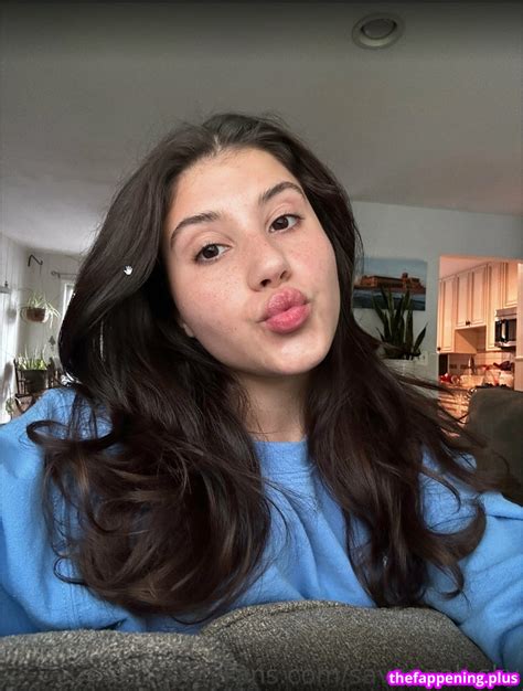 Savannah - savannah.sky - Rhiana Tokarz - rhianatokarzz - thatslutsav
