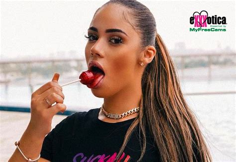 Mami Gianyy - OnlyMegaLeaks